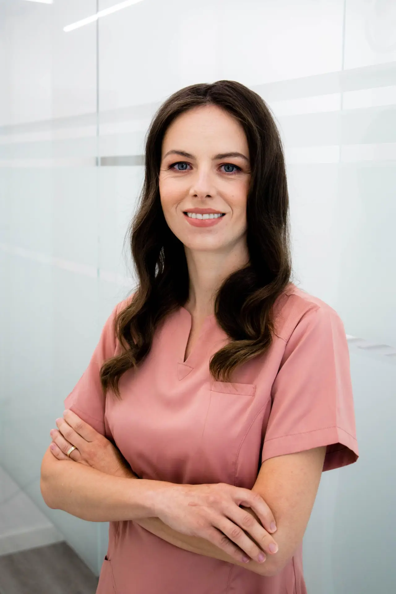 implantes en 1 día con Dra Anca Ionescu nuestra especialista